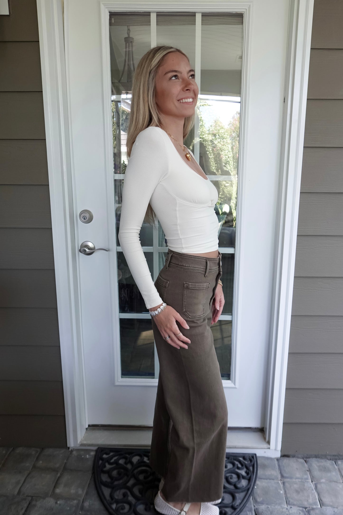 Olivia Scoop Neck Long Sleeve
