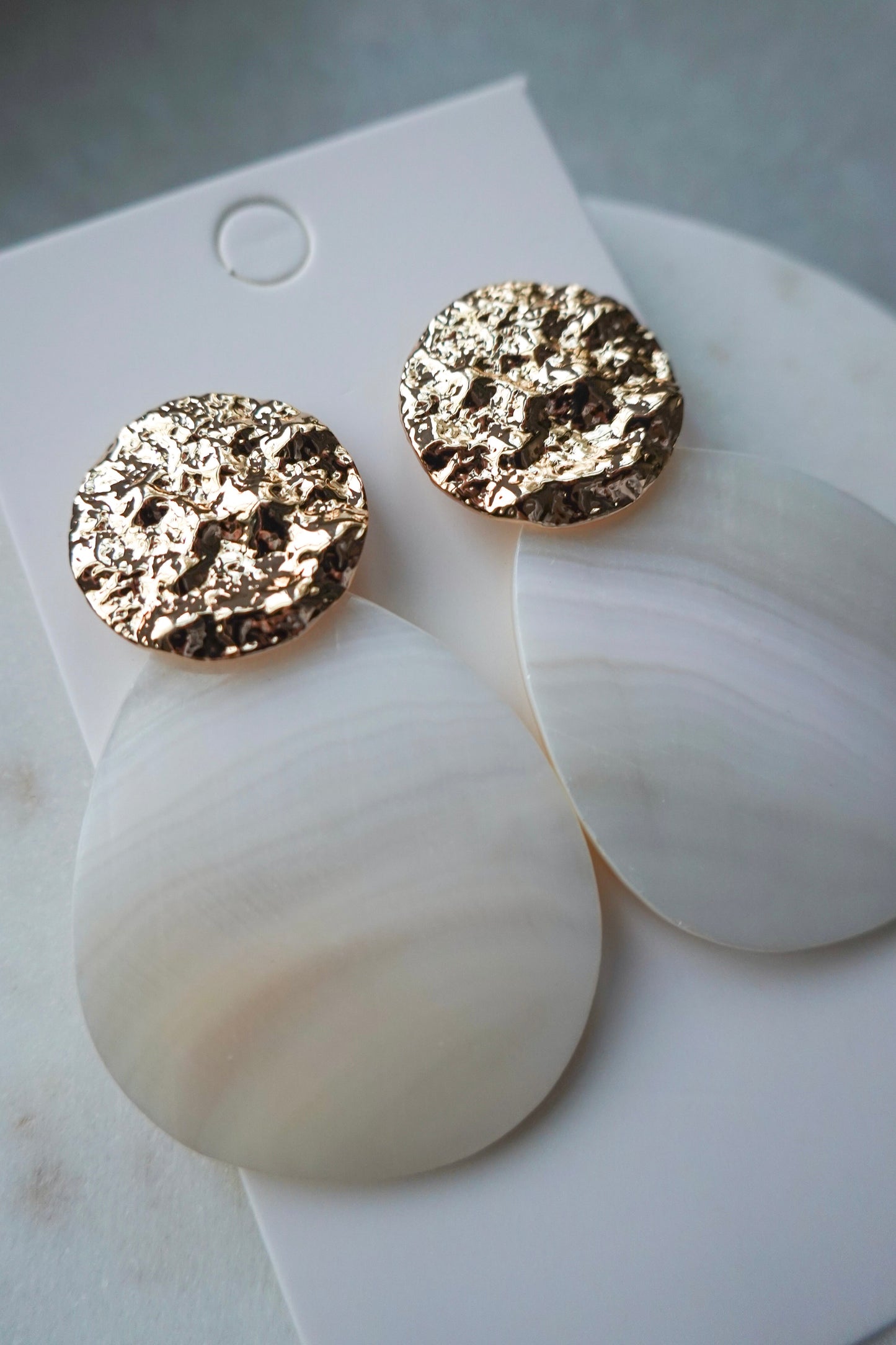 Oval Shell Disc Dangle Earrings