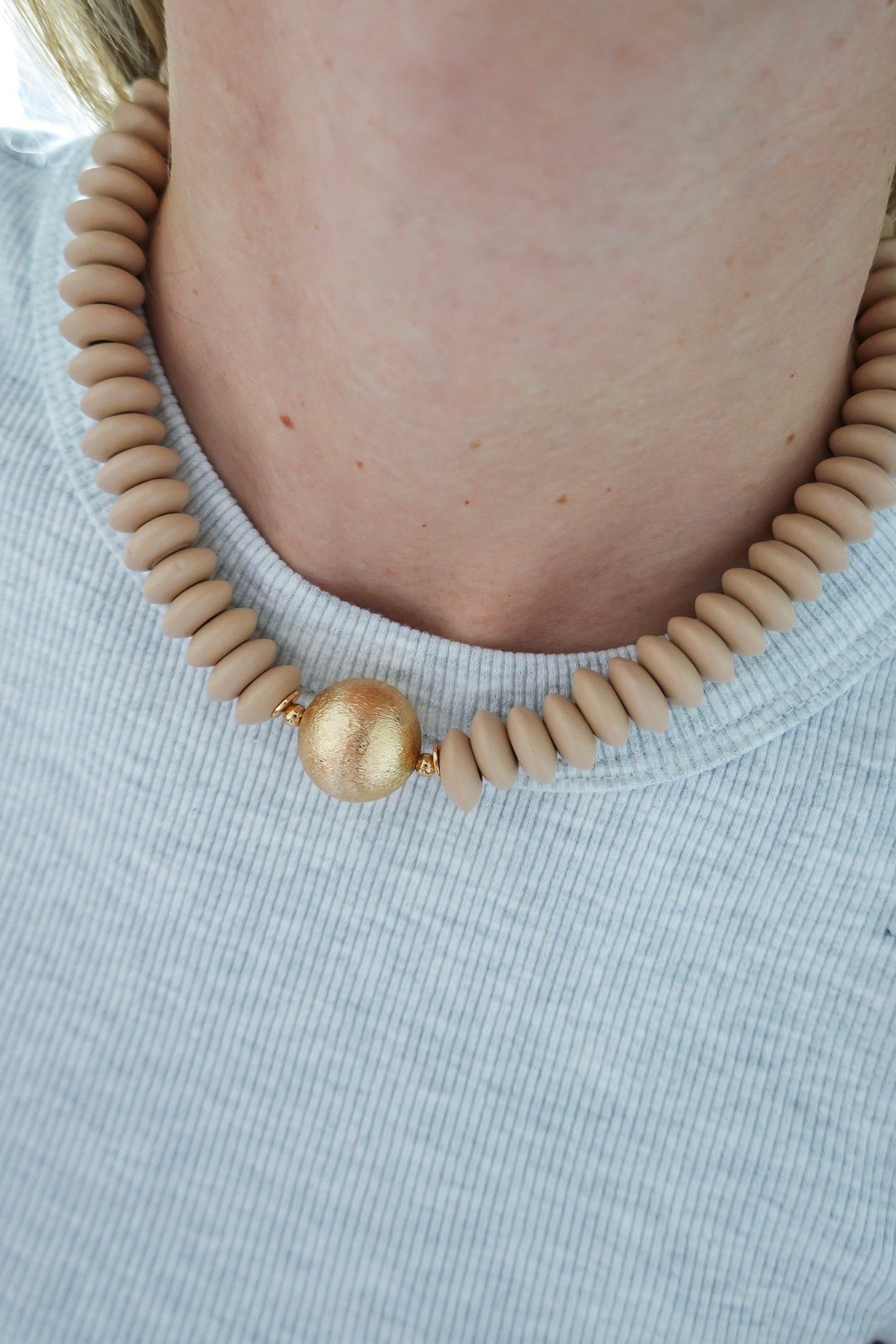 Chunky Wood Beaded Beige Necklace