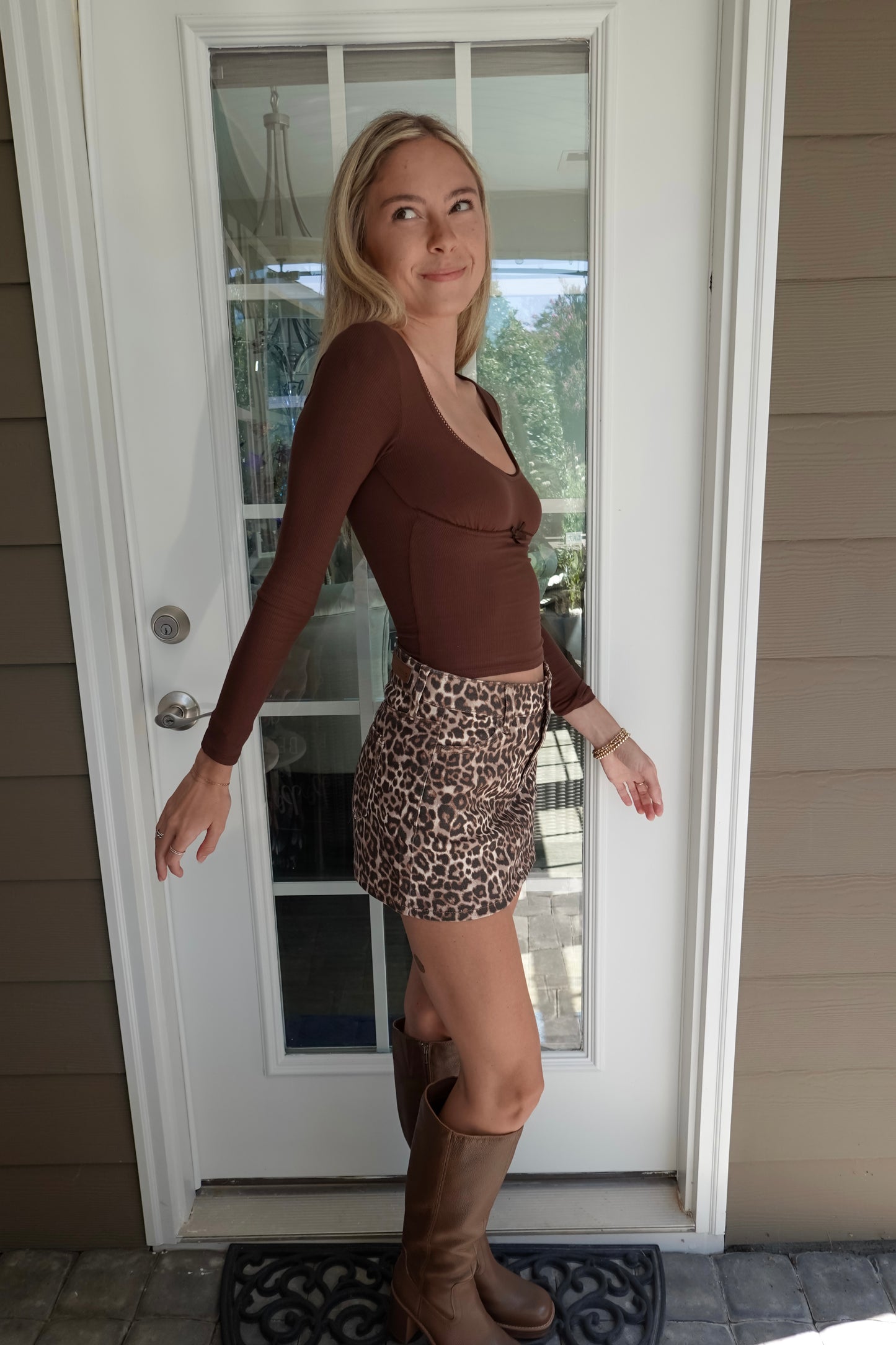 Olivia Scoop Neck Long Sleeve