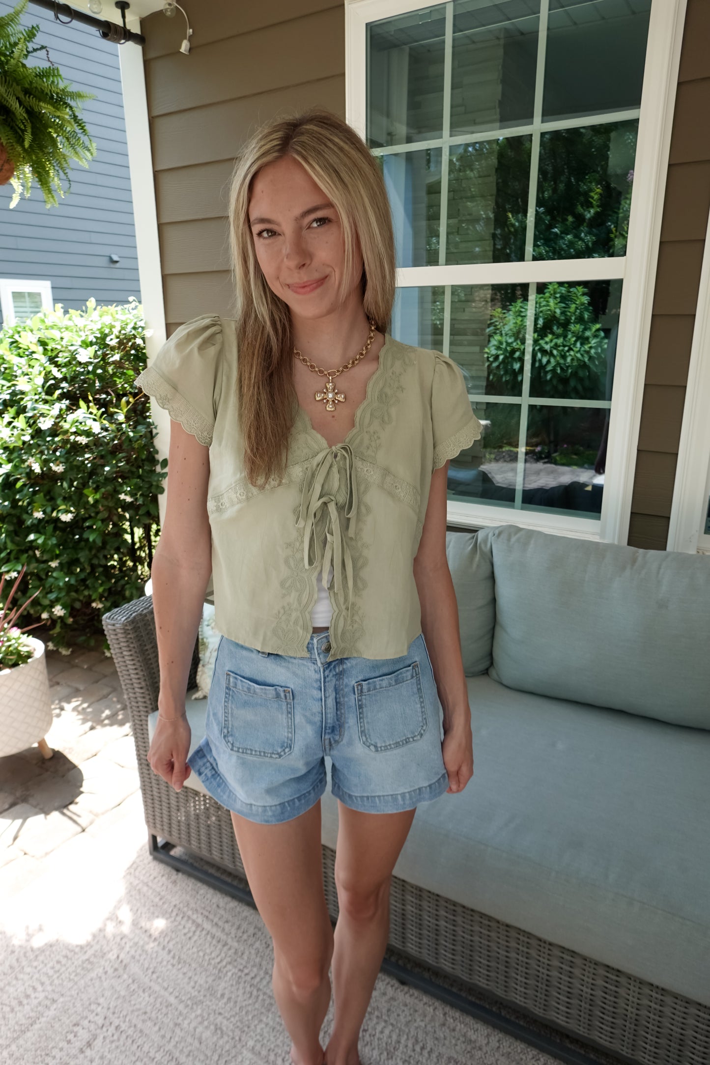 Clara Scalloped Top