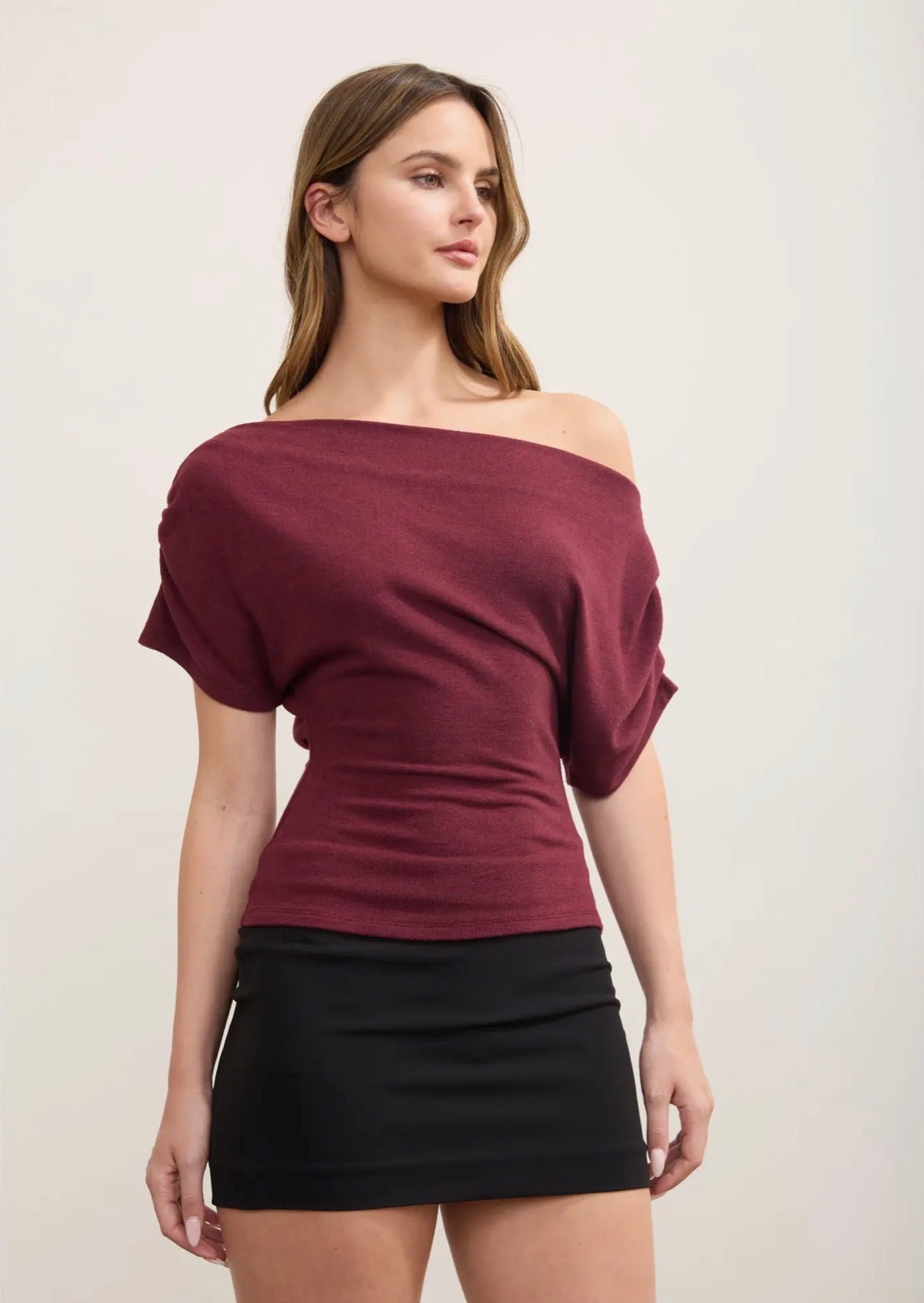 One-Shoulder Ruched Short Sleeve Knit Top