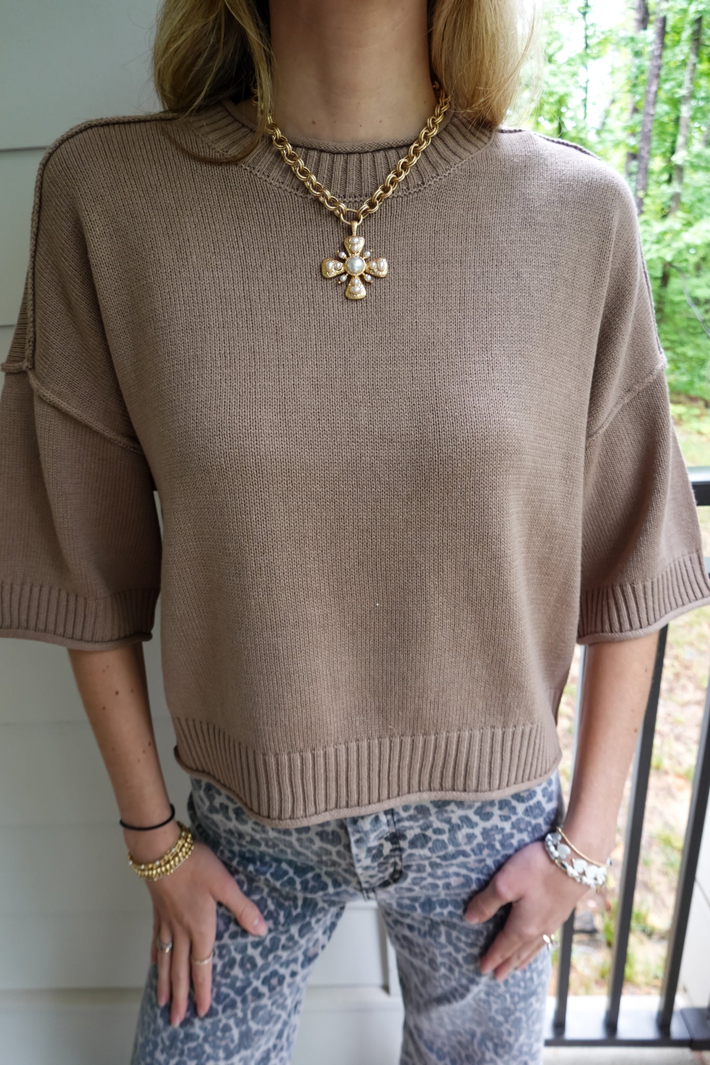 Scottie Short Sleeve Sweater Top