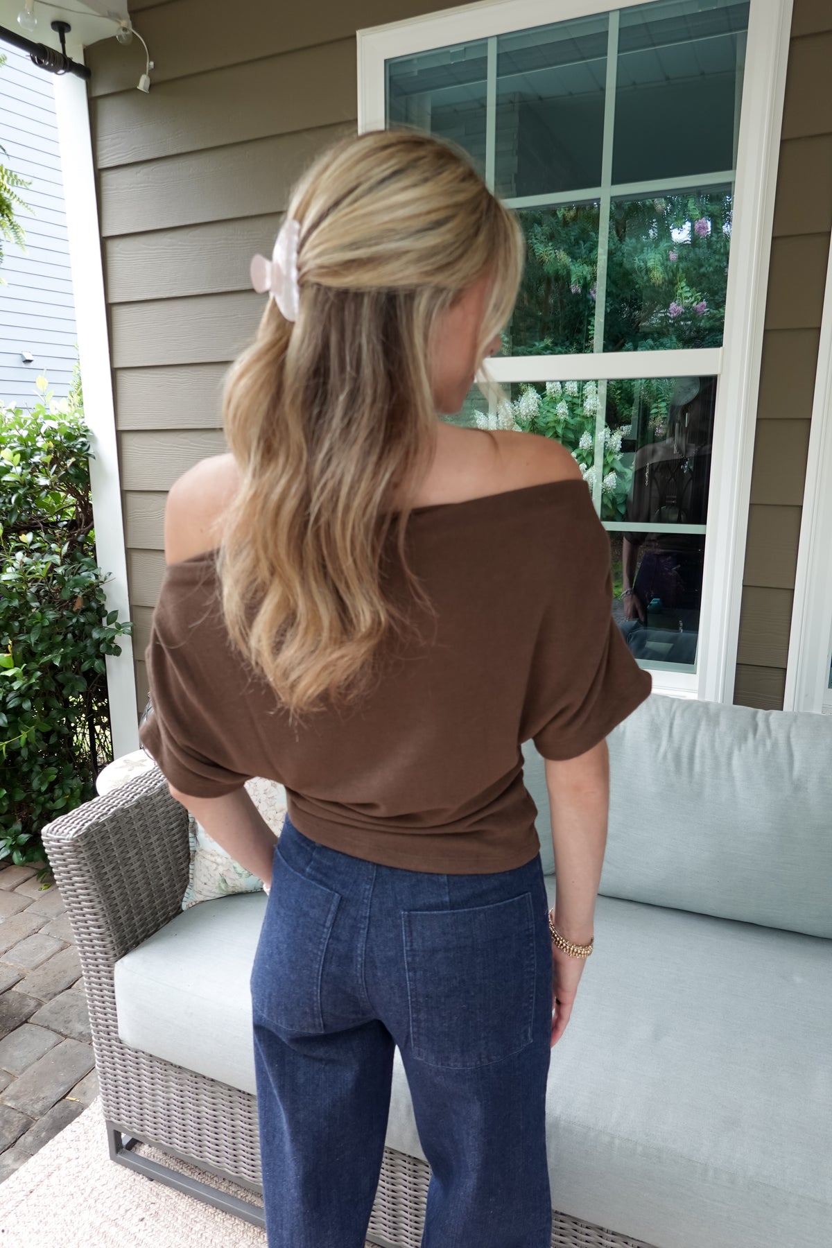 One-Shoulder Ruched Short Sleeve Knit Top